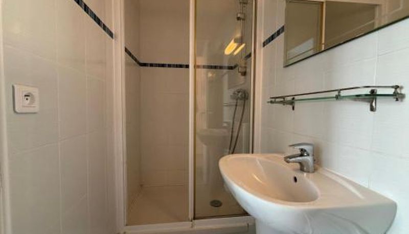 Standart oda - idéal famillies  proche plage et commerces Appartement 4 pièces avec balcon face mer