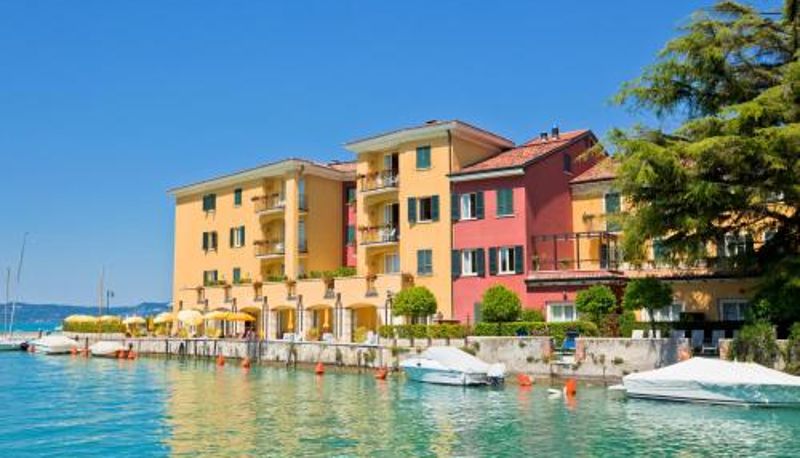 Apartamento - Borgo Belvedere-lake view & shared pool - Happy Rentals