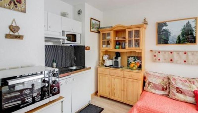 Quarto standard - proche commerces et ski  parking  6 pers. Appartement T2 lumineux
