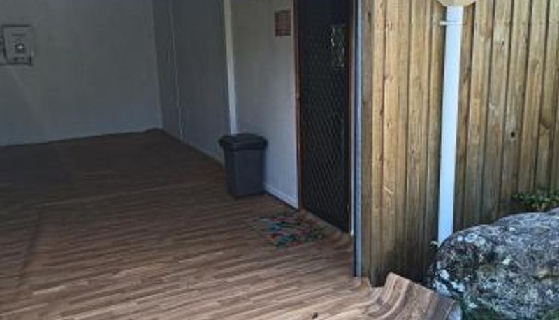 Info - Cabins @ The View
