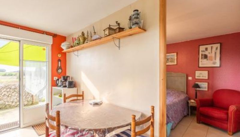 Info - terrasse  45 m² Appartement accueillant à Mortagne-sur-Gironde