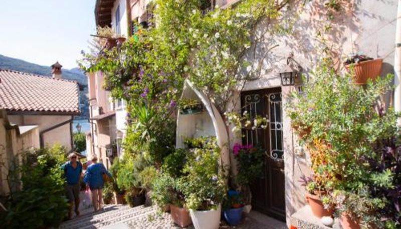 Informacje - Piccolo Mondo Antico: Stresa 2BR Apartment with Lake View - Happy Rentals
