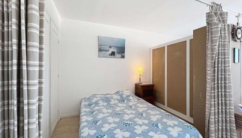 Info - WIFI  Parking  Animaux  Vue Mer Studio 50m² à Quiberon - 4 pers