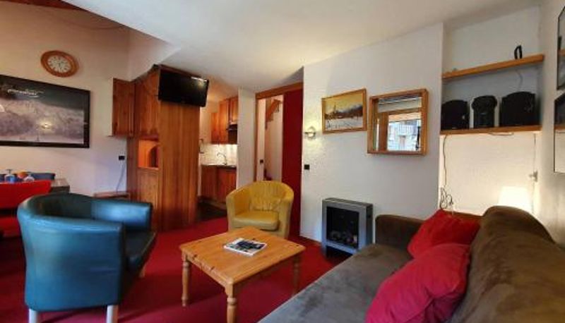 Standart oda - proche pistes et commerces Duplex 6 pers avec balcon aux Coches
