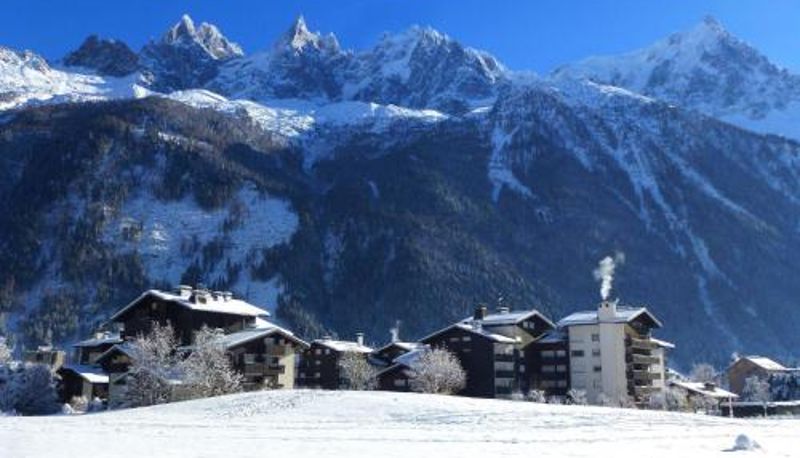 Standart oda - proche centre Studio au pied des pistes à Chamonix avec parking privé