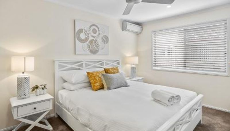Camera - Regency 3 Bedroom Central Town House