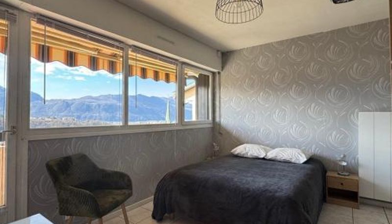 Standart oda - parking et proche Thermes Chevalley Joli studio avec vue lac