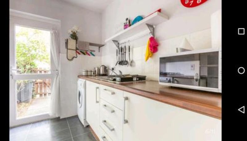 Appartement - Great Location - City Centre - Parking - 4 Beds - 2 Bedrooms