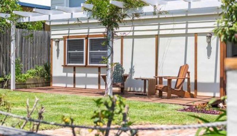Info - Sunset House - Oceanstays
