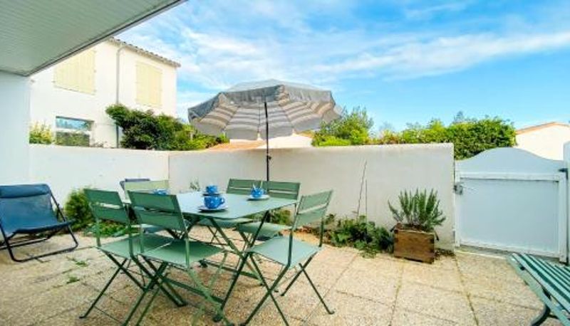 Info - Appartement dans résidence avec piscine