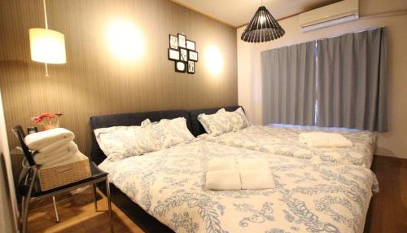 Daire - up to 8 guests Cozy House J - 1 stop to USJ