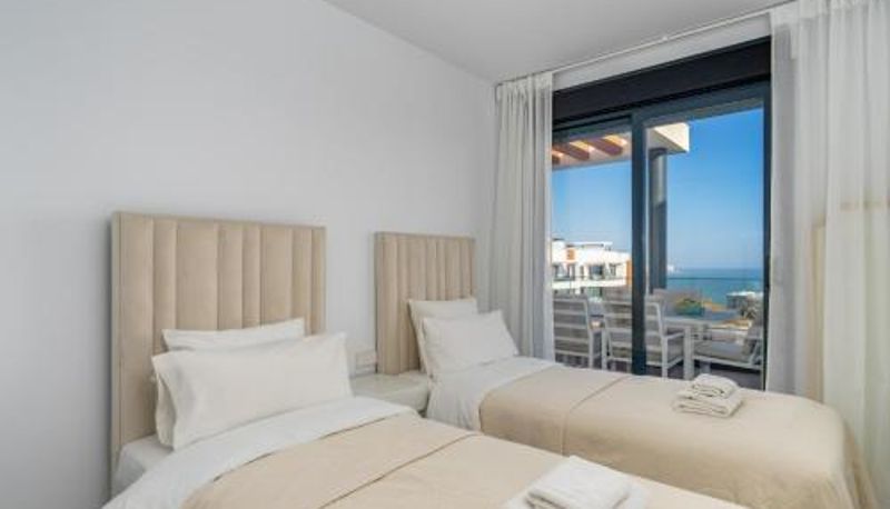 Apartament - Middel Views seaview apartment in El Higueron by Costarentals - Ref 64