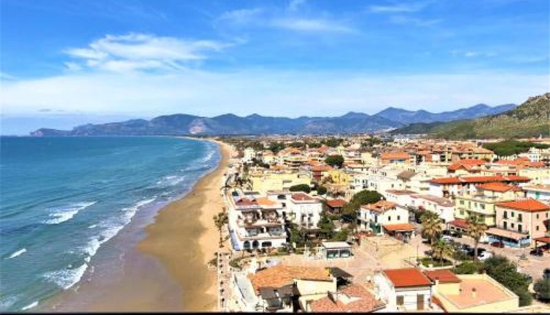 Apartamento - holidaycasa Brandy- A picco sul mare