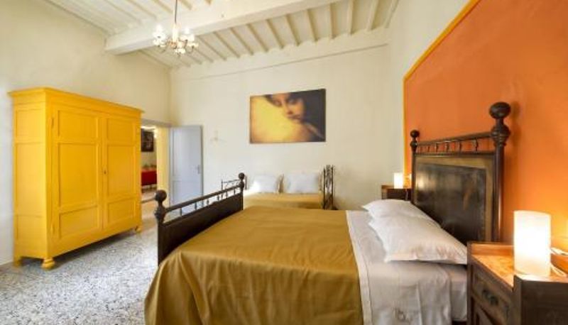 Oda - Spacious Apartment with City View in Foiano della Chiana 125 m²