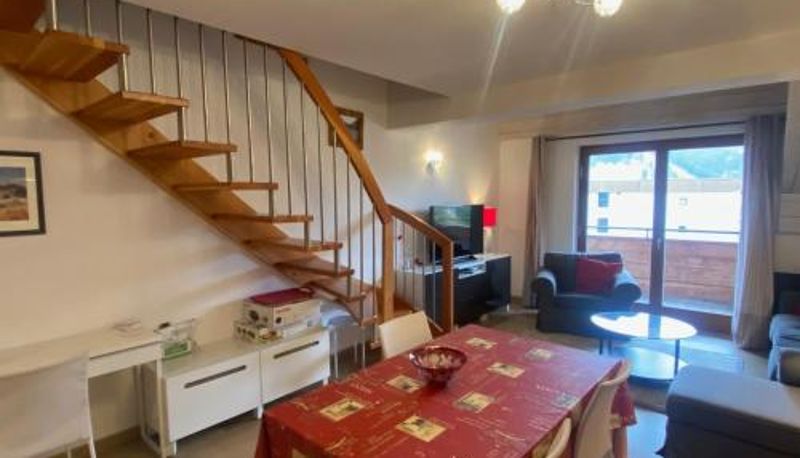 Chambre Standard - parking inclus  face aux pistes Superbe duplex lumineux pour 8 pers.