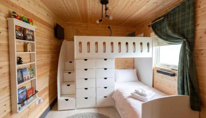 Apartament - Starlink WiFi  Bideford Bay 18 Bucklands Stylish Chalet