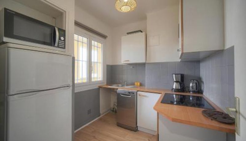 Chambre Standard - FRGK 'Wilson Palace' AC WIFI FIBRE Terrasse 5min des Plages