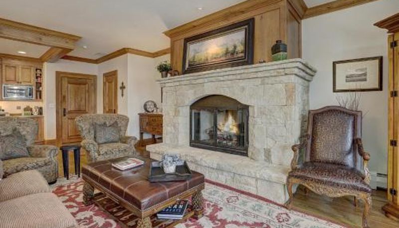 Standart oda - 4Br Ski in Ski Out the Top of Bachelor Gulch condo