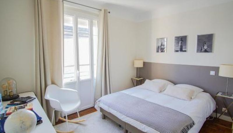 Apartamento - -HANNAH- Joli cocon avec vue sur la ville-close