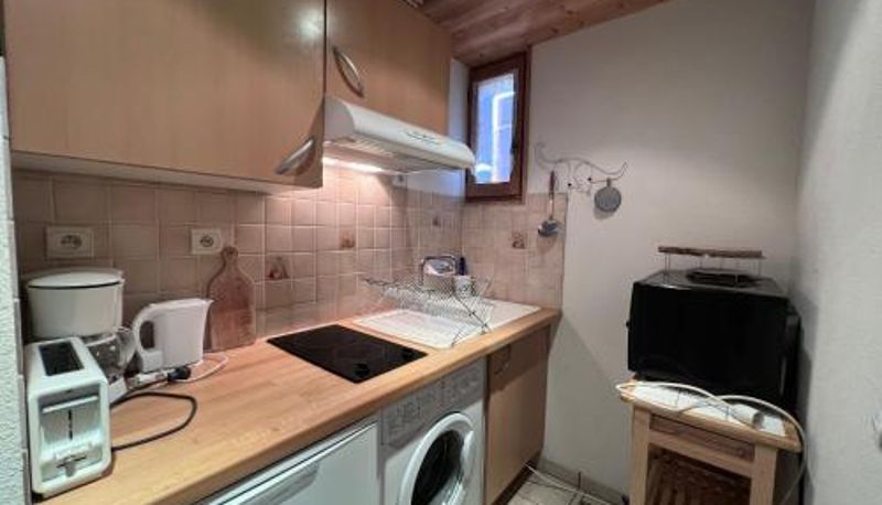 Apartment - PETIT LUTIN 1 - Studio dans chalet sur les pistes et proche centre - Parking