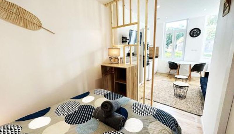 Habitación estándar - LeRelaisdOdileQSL - CAMBRAI - HYPER CENTRE - Free Wifi - Ideal Couple & Famille