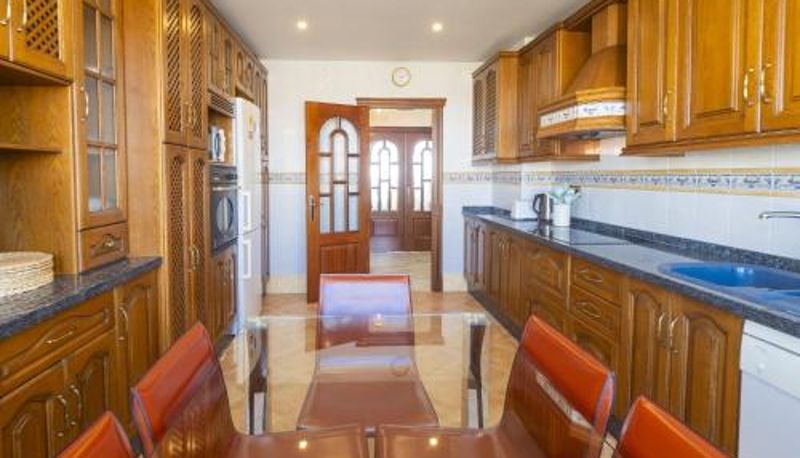 Daire - Cubo's Apartamento Seaview Port & Free Parking