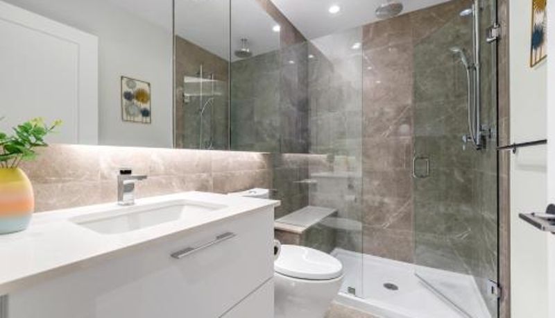 Standardzimmer - Modern Comfort at UBC: 1BR Condo near Campus