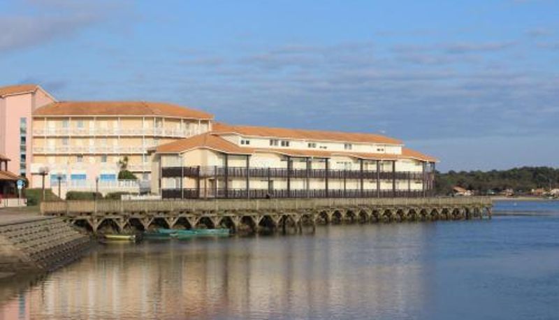 Apartment - Appartements à côté Lac Marin de Port d'Albret