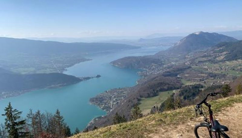 Appartamento - La Merle Rez-de-jardin Vue extraordinaire Lac Annecy - Climatisation
