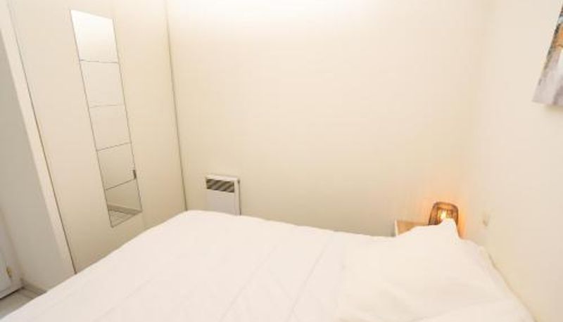 Info - St Cyprien appart 3etoiles avec belle terrasse