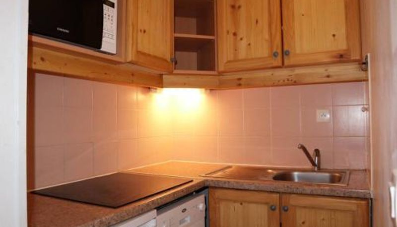 Standart oda - 6 Pers - Les Orres 1800  Balcon Ouest  Ski-In/Out  Sauna  Accès Piscine Charmant T2