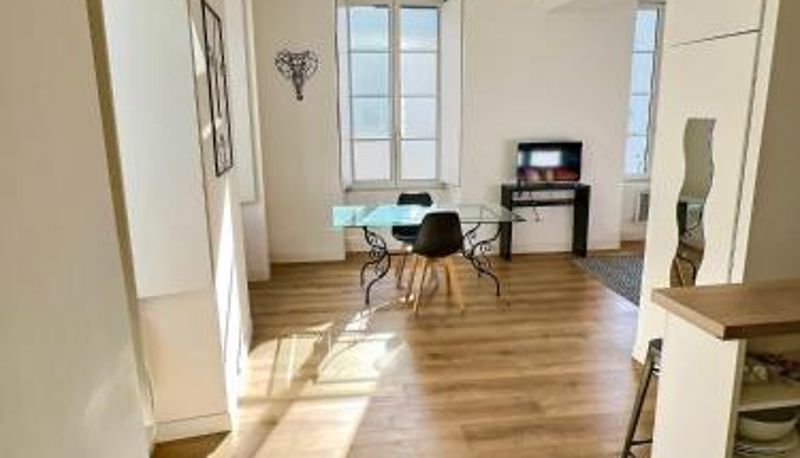 Apartament - au cœur du quartier du château WonderHost