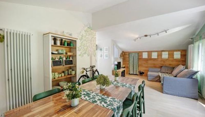 Appartement - Mansarda Albero Verde con Piscina