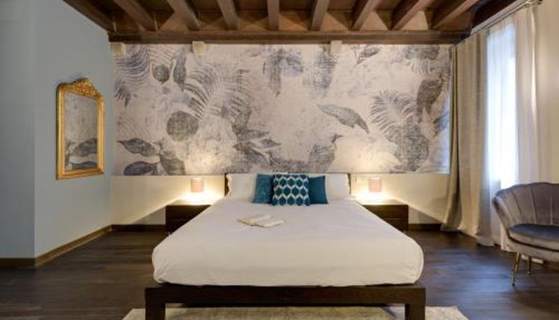 Info - PALAZZO DUOMO Suites in Udine Center
