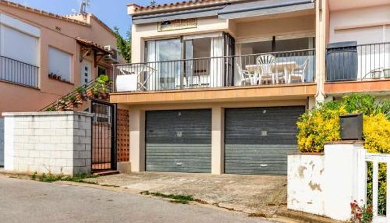 Info - Carrilet 37 pis Bonito apartamento