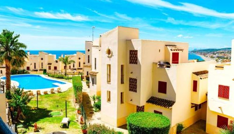 Info - Suitur vista Bahía apartment with jucuzzi barbacue