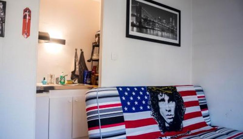 Standart oda - Travel Homes The EastSide Parking and downtown
