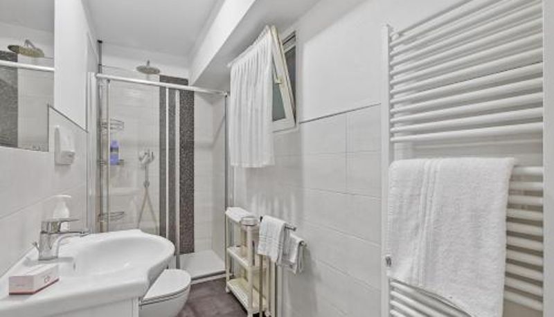 Apartment - Matteo's Sanremo Apartment for 4 - Happy Rentals