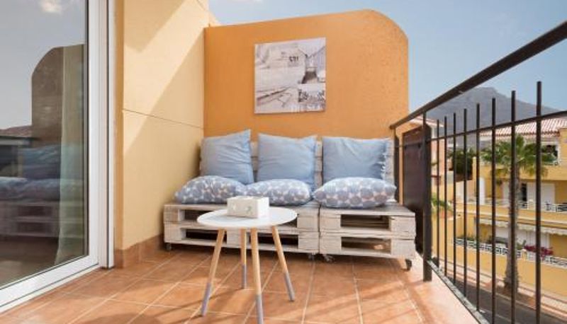 Daire - sea view and free WIFI Adeje with pool