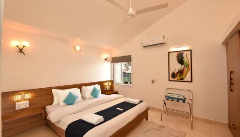 Apartment - close to Beach - By Lembranca  Next to Novotel and Starbucks Azure Luxury 3-Bedroom Penthouse Candolim