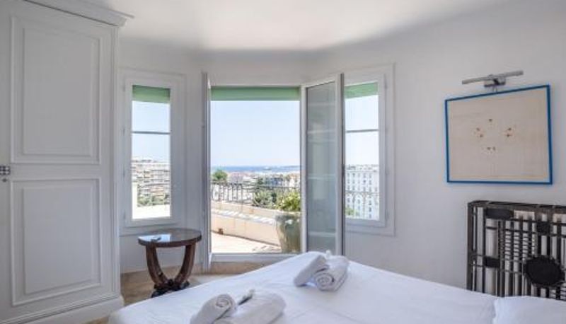 Standaardkamer - Art Deco Luxury Apartment with Breath Taking View on Cannes Bay by Olidesi