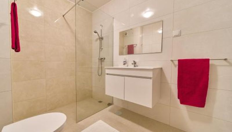 Apartamento - LGS67 Bonito T2 a 100mts praia