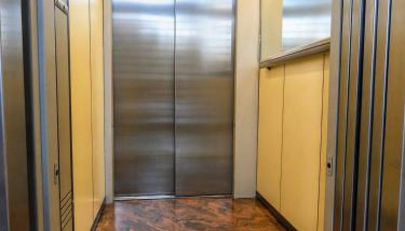 Info - Apartamento Plaza La Merced. Vistas Impresionantes