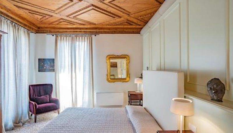 Appartement - Sartor Apartment with Canal View and Private Court