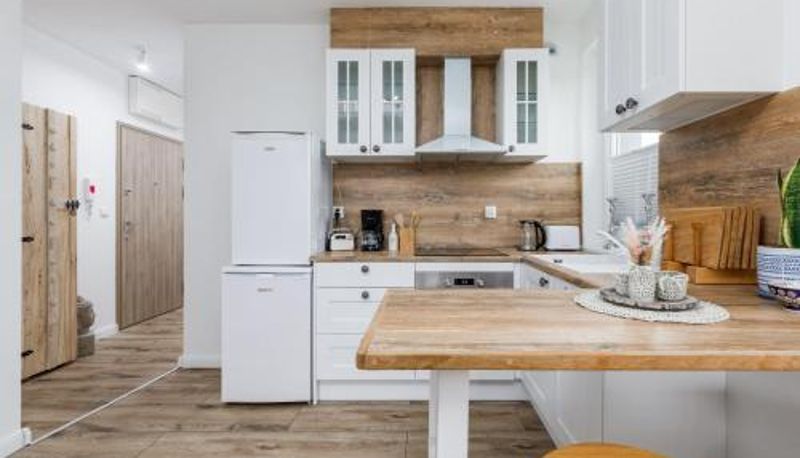 Daire - Green Square Apartment with Balcony Świnoujście by Noclegi Renters