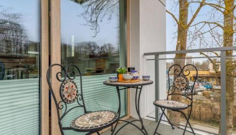 Daire - Green Square Apartment with Balcony Świnoujście by Noclegi Renters