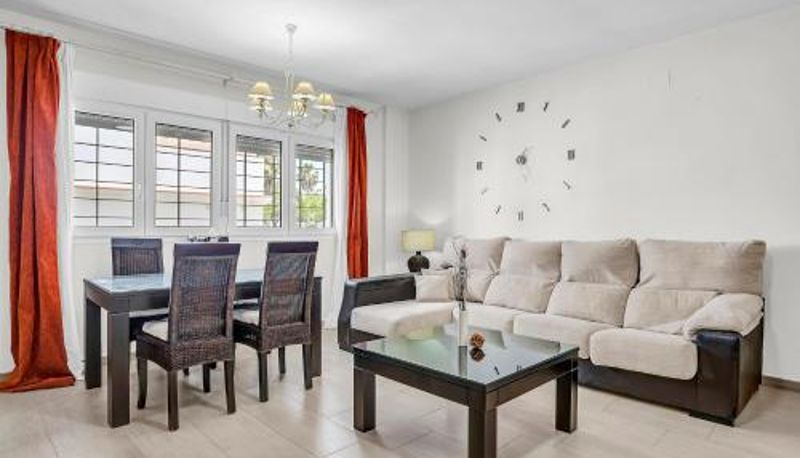 Daire - Apartamento Aryan - sólo familias