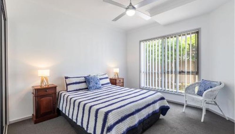 Standardzimmer - Port Views on Ronald 2 63 Ronald Ave