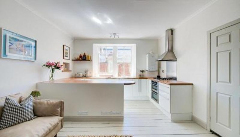 Mutfak - Stylish 1BD Seaside Flat North Berwick
