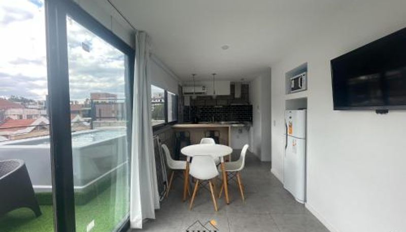 Información - vista panorámica  minipileta climatizada  Piso 4 frente al lago Centro Villa Carlos Paz Vivisierras